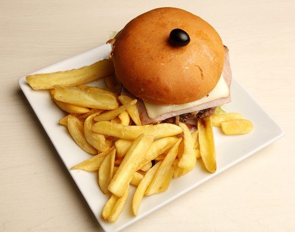 Hamburguesa Completa con patatas